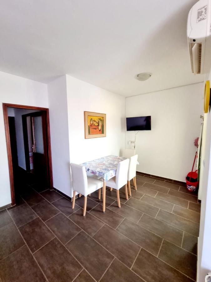 Villa Baska Exterior foto